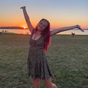 Meet your Posher, Mara